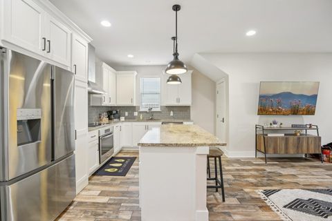 Tiny photo for 1206 Deloney ST #B, Austin, TX 78721 (MLS # 5524439)