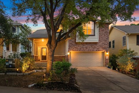 Photo of 2402 Keepsake DR, Austin, TX 78745 (MLS # 4239754)