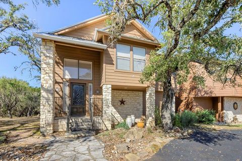 Photo of 108 Courtside CIR, Spicewood, TX 78669 (MLS # 1473776)