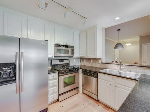 Tiny photo for 9525 N Capital of Texas Highway #136, Austin, TX 78759 (MLS # 6433891)