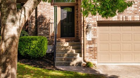 Photo of 6420 Antigo LN, Austin, TX 78739 (MLS # 4189349)