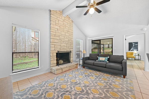 275 MOORING CIR APT A, LAKEWAY, TX 78734 - Image 562d48caa7db1cab89e9f59aad9e8b57/3391373382