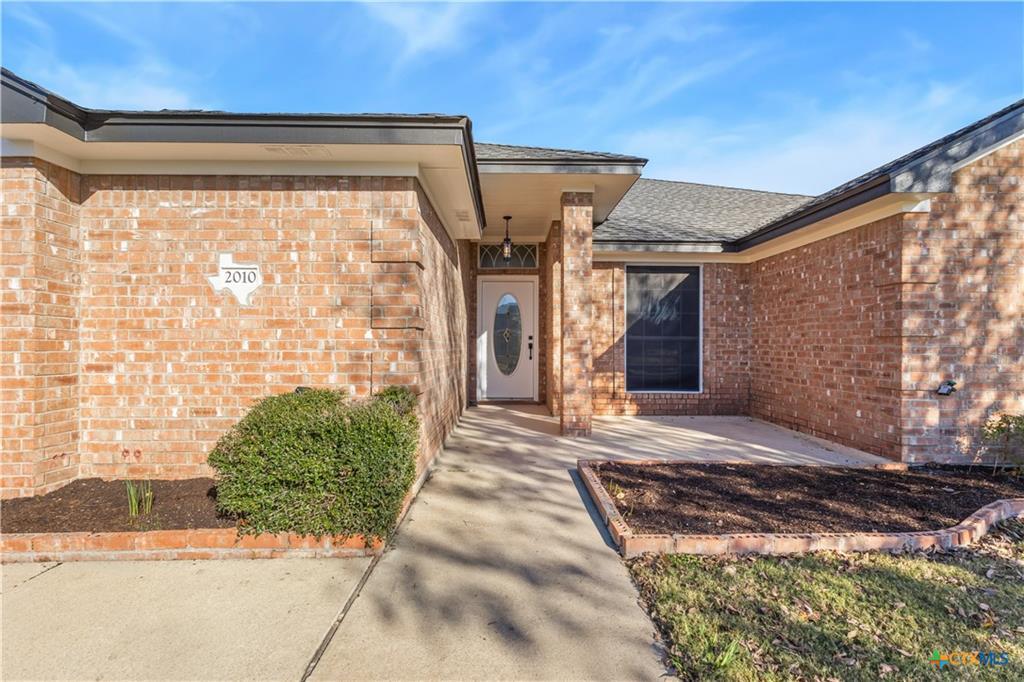 2010 Purple Martin DR