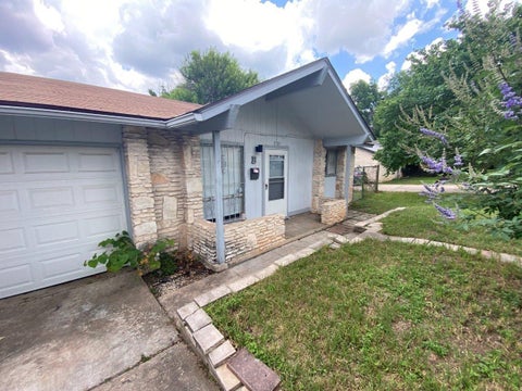 Photo of 1710 Ledgewood DR #B, Austin, TX 78758 (MLS # 7812483)