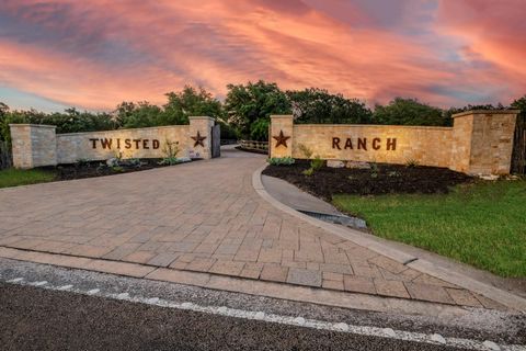 7225 B W RM 243 RD Bertram TX 78605