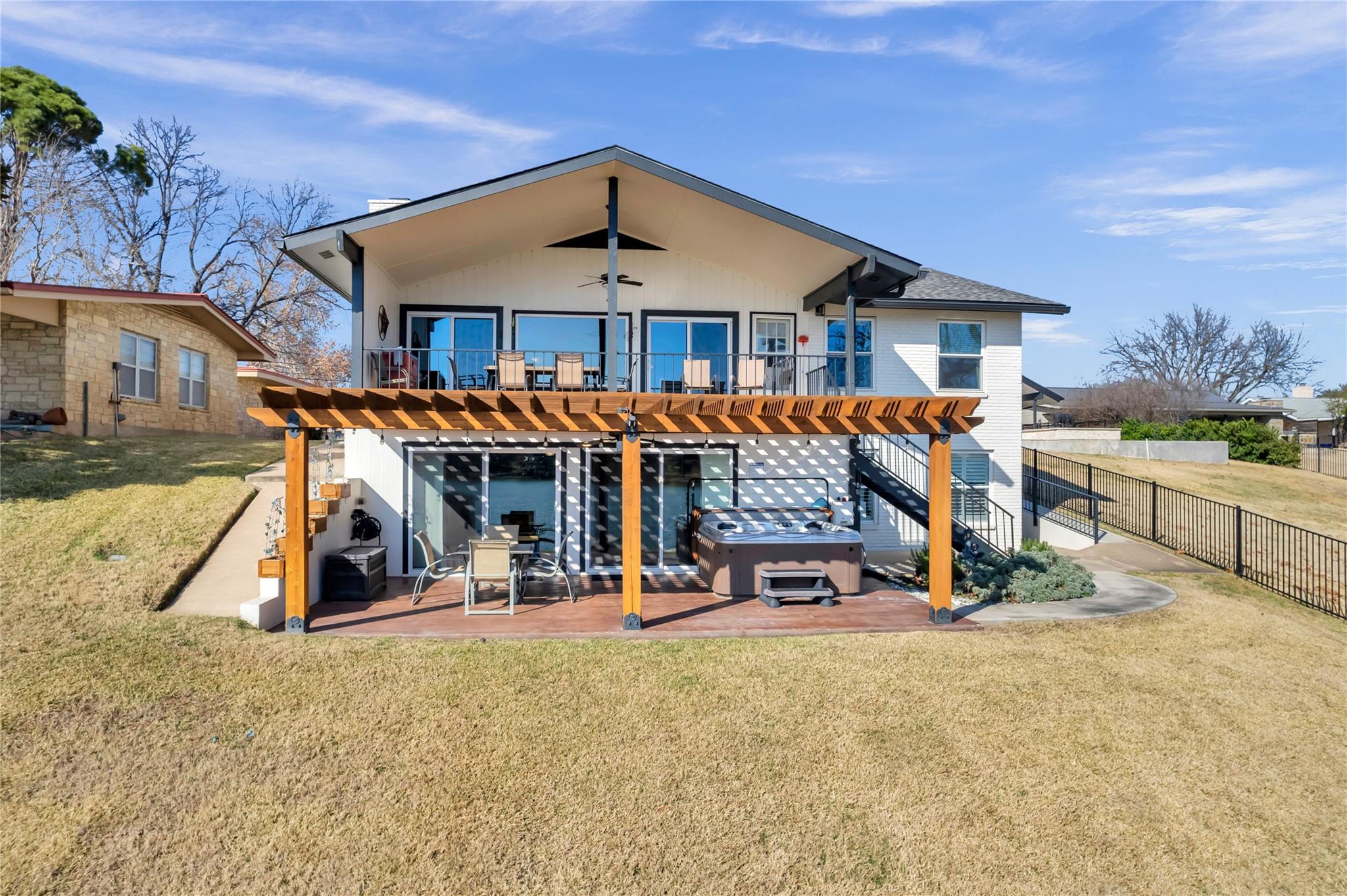 1846 Bluebonnet LN