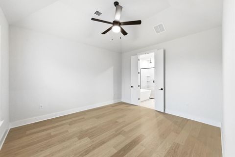 Tiny photo for 8700 Peristyle DR, Austin, TX 78744 (MLS # 7048847)