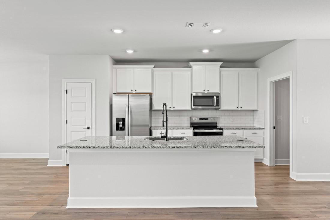 9312 Gladsome PATH