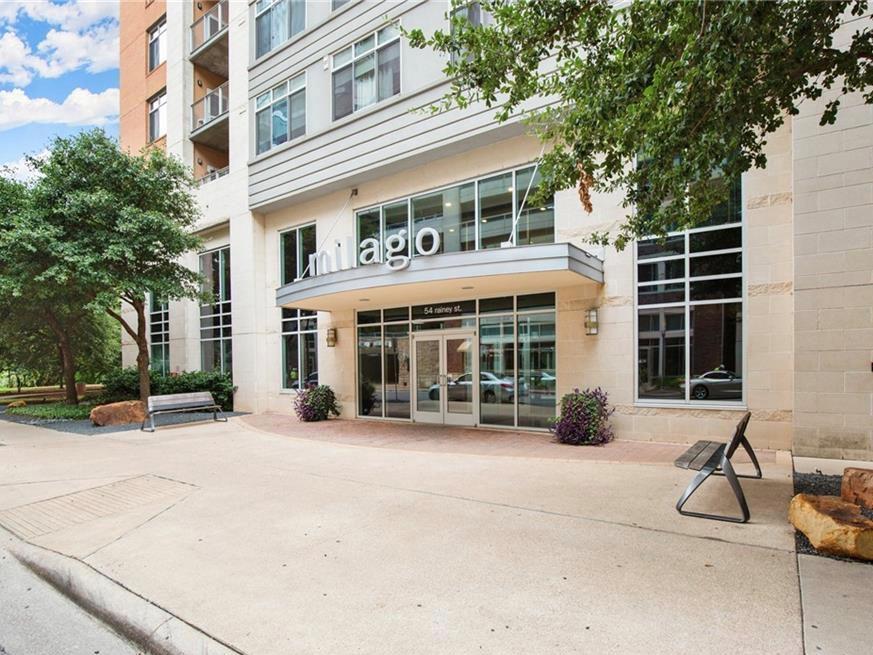 54 Rainey ST 811