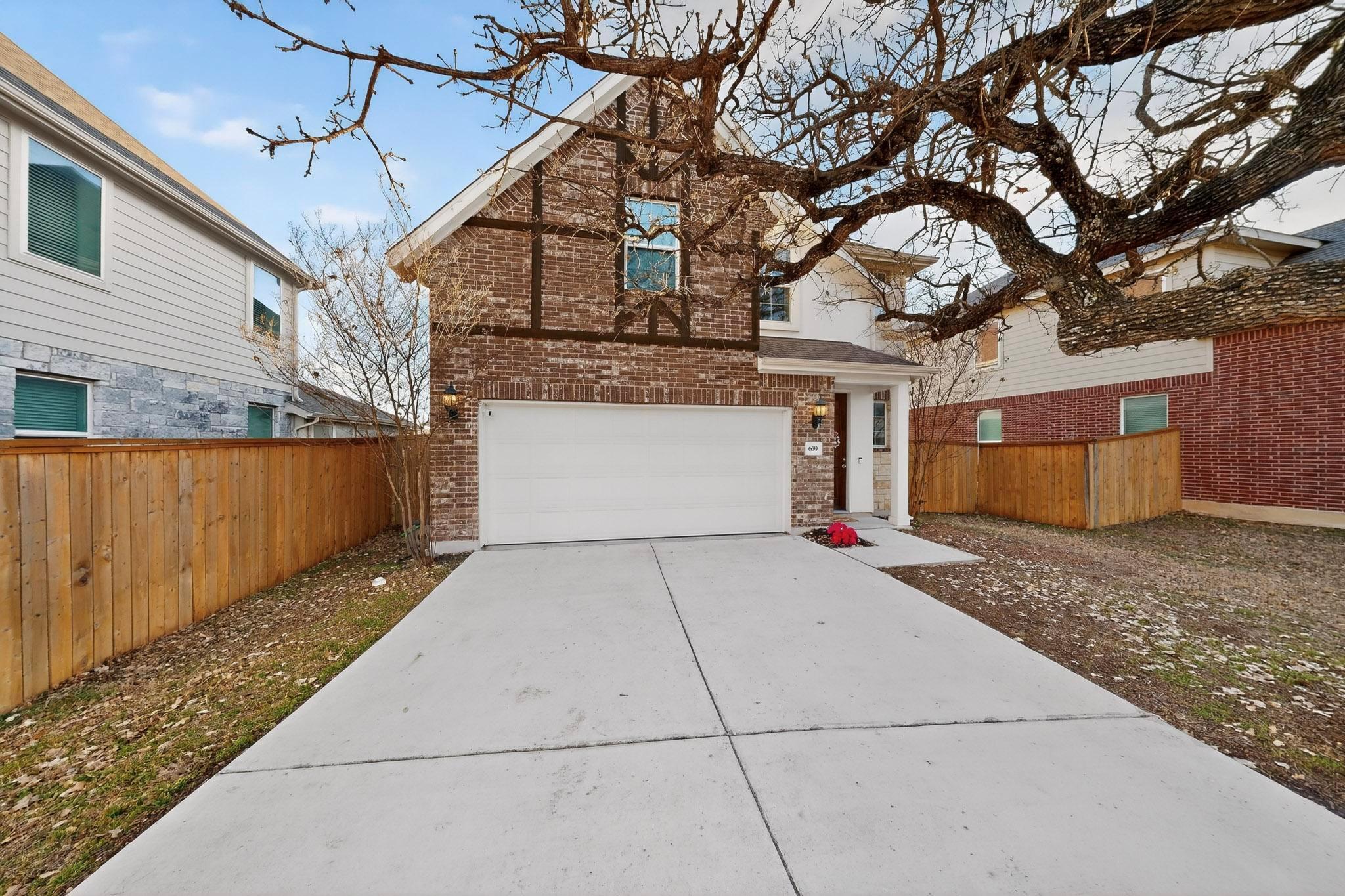 639 Pheasant Hill LN