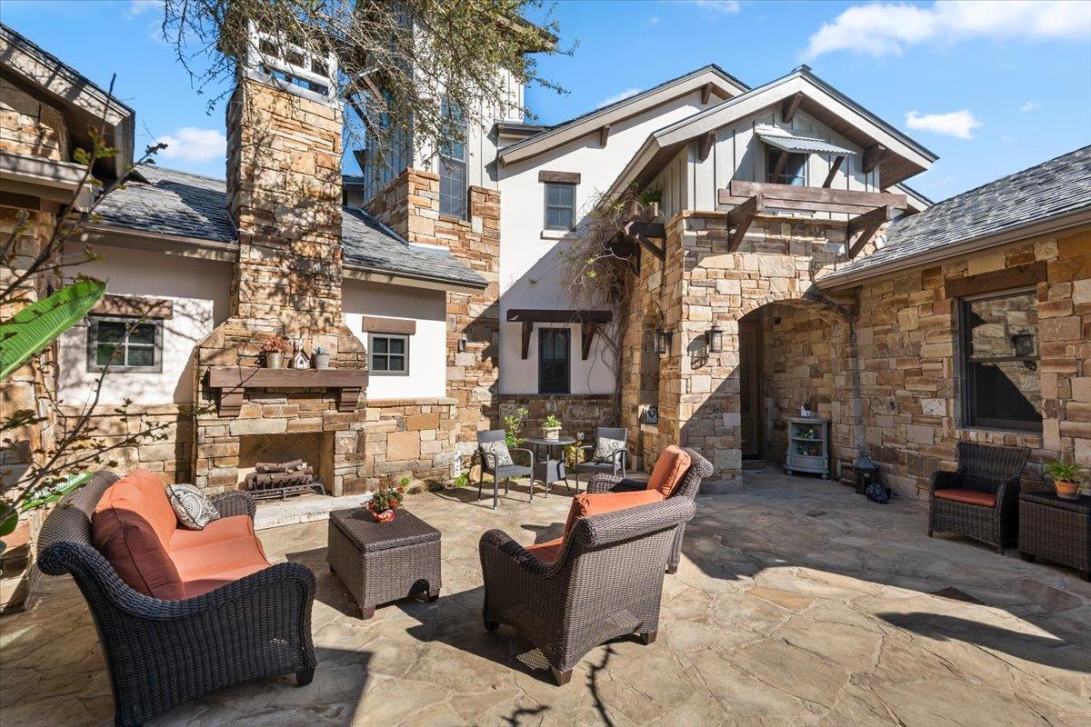 9825 Grand Summit BLVD