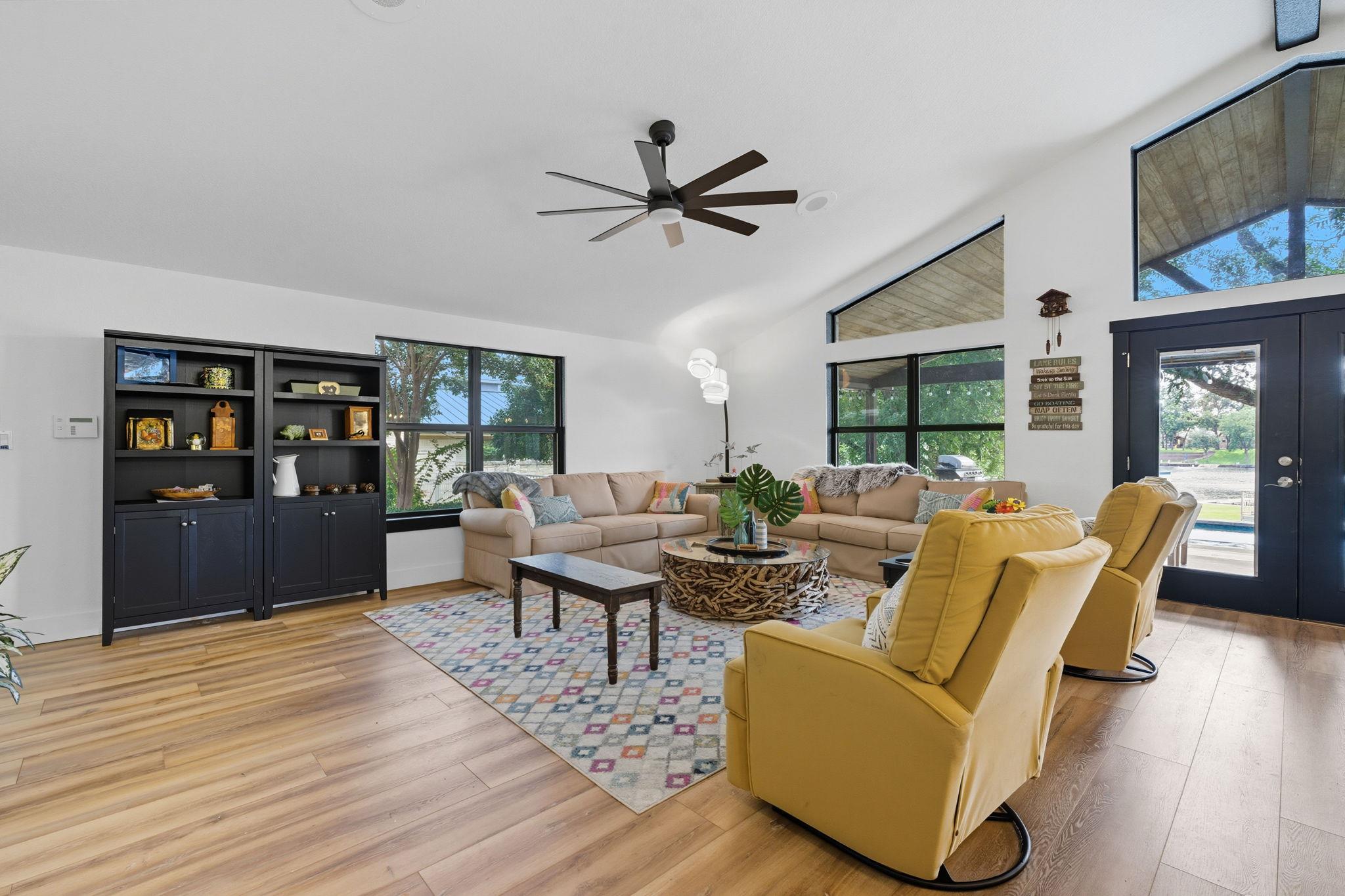 1940 Williams Lakeshore DR