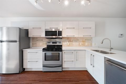 Tiny photo for 1101 Grove BLVD #304, Austin, TX 78741 (MLS # 4340424)