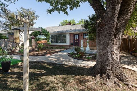 Tiny photo for 7602 Whispering Oaks DR, Austin, TX 78745 (MLS # 6533800)