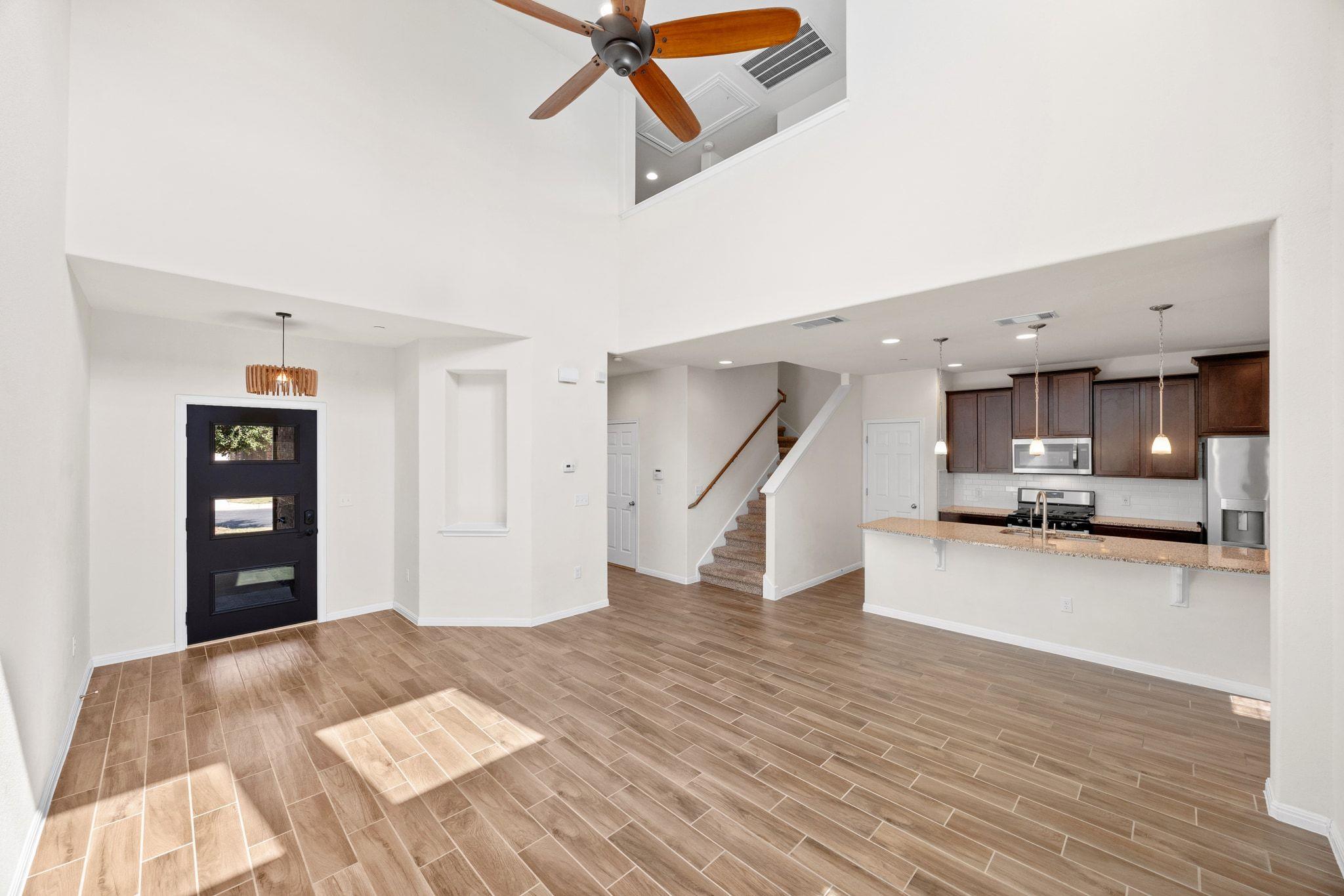 2304 S Lakeline BLVD 563