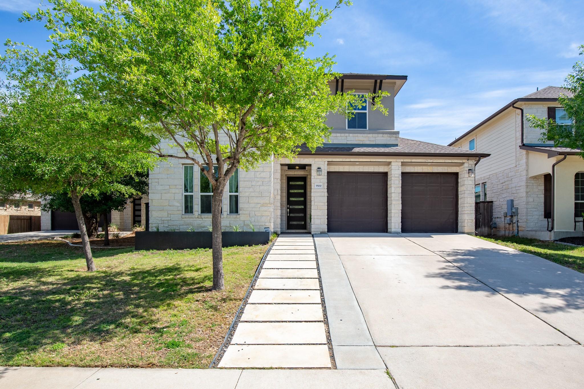 9500 Ivalenes Hope DR