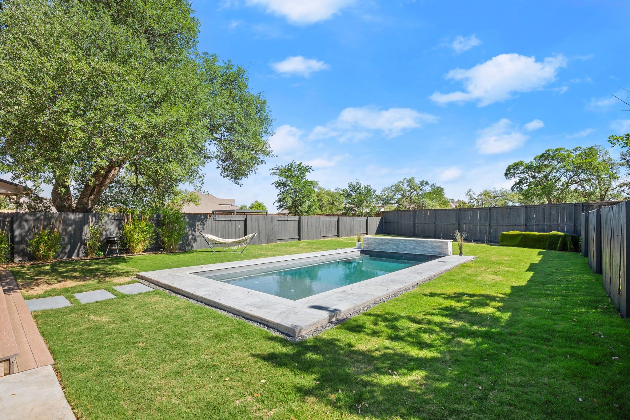 9500 Ivalenes Hope DR