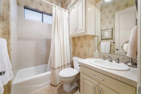 Tiny photo for 2 Tournament WAY, The Hills, TX 78738 (MLS # 6579479)