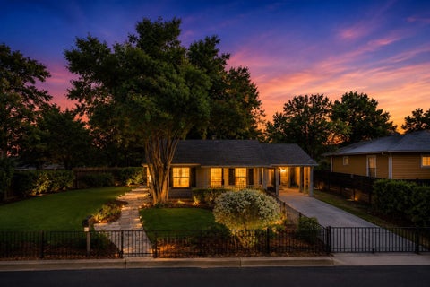 Photo of 1124 Tillery ST, Austin, TX 78702 (MLS # 4873515)