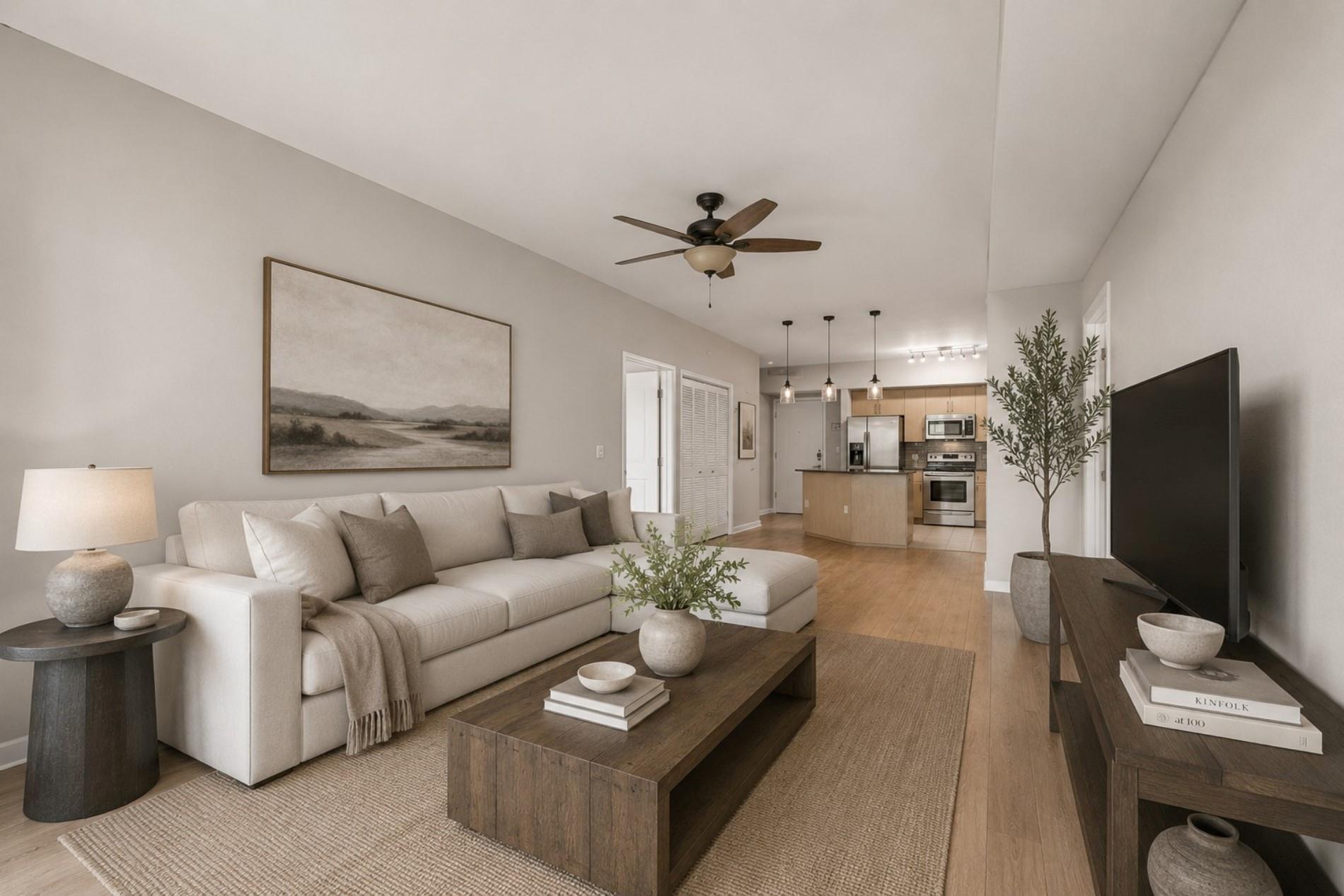 54 Rainey ST 404