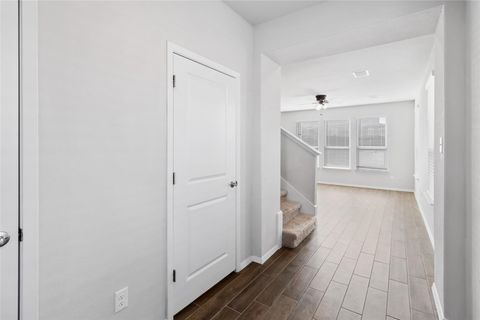 Tiny photo for 5613 Respinto DR, Austin, TX 78747 (MLS # 1191443)