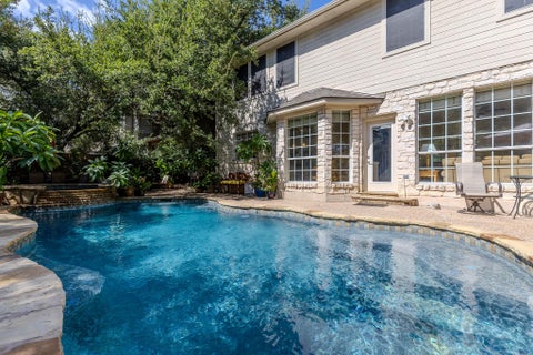 Photo of 2041 Saint Andrews DR, Round Rock, TX 78664 (MLS # 2572034)