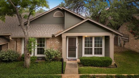 Photo of 1015 E Yager LN #187, Austin, TX 78753 (MLS # 8275905)