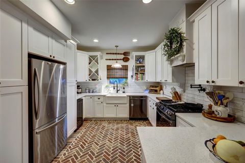 Tiny photo for 12323 Blue Water DR, Austin, TX 78758 (MLS # 9666756)