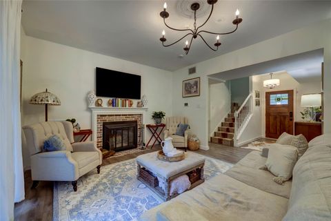 Tiny photo for 12323 Blue Water DR, Austin, TX 78758 (MLS # 9666756)