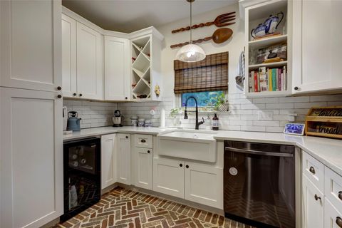 Tiny photo for 12323 Blue Water DR, Austin, TX 78758 (MLS # 9666756)