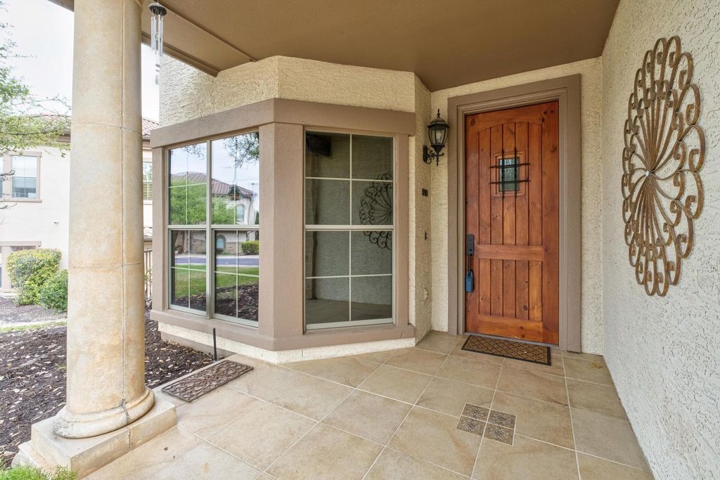 Photo for 7800 Southwest PKWY #1010, Austin, TX 78735 (MLS # 8722510)