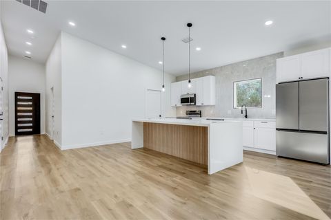 Tiny photo for 21806 O Henry Ave, Lago Vista, TX 78645 (MLS # 9174861)