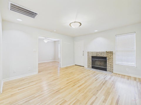 Tiny photo for 7685 Northcross DR #921, Austin, TX 78757 (MLS # 7485444)