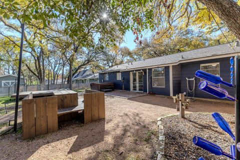 Tiny photo for 1906 Parkside LN, Austin, TX 78745 (MLS # 7525078)