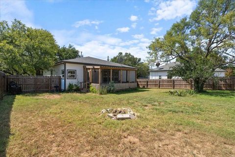 A home in Spicewood