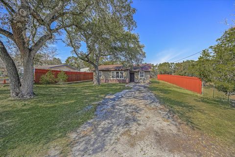 Photo of 7606 Williamson Creek DR, Austin, TX 78736 (MLS # 6478554)