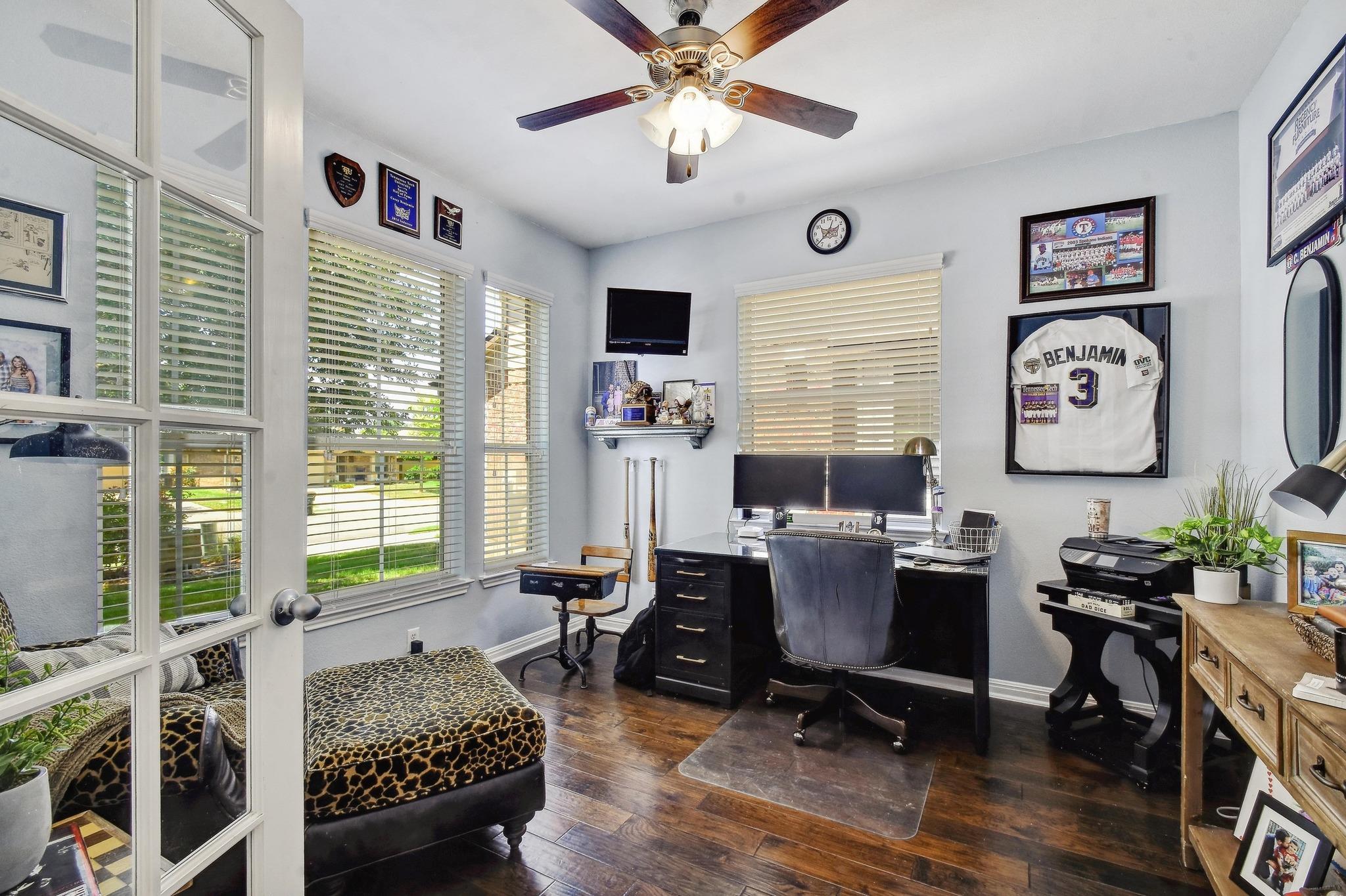 410 Easton DR