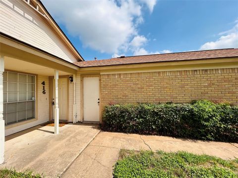 Photo of 416 Greenlawn BLVD #1, Round Rock, TX 78664 (MLS # 4658205)