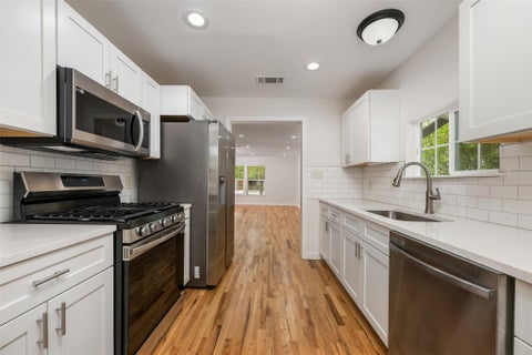 Tiny photo for 1806 Mohle DR, Austin, TX 78703 (MLS # 2202504)