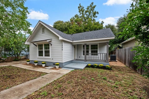 Tiny photo for 1806 Mohle DR, Austin, TX 78703 (MLS # 2202504)