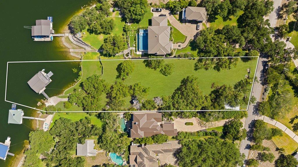 909 Brooks Hollow RD