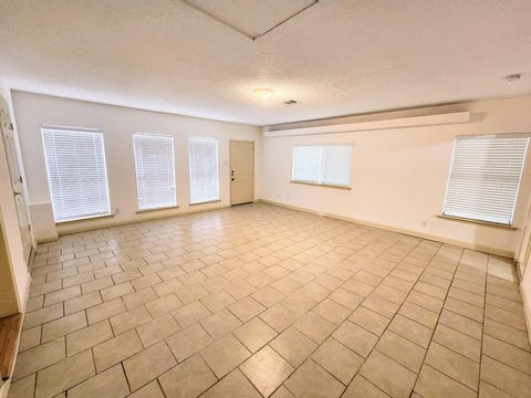 Tiny photo for 5203 Gladstone DR, Austin, TX 78723 (MLS # 1290449)