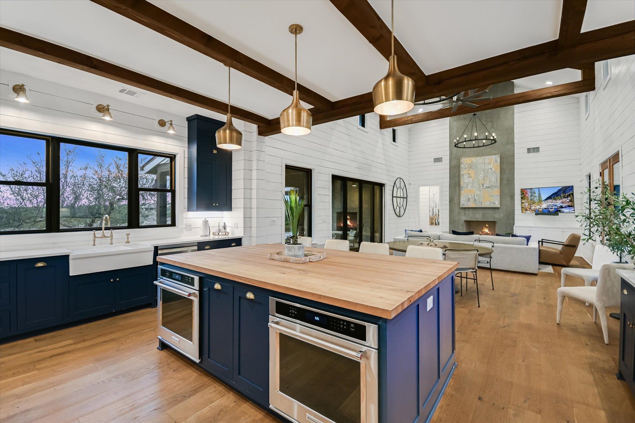 6434 MUSTANG VALLEY TRL