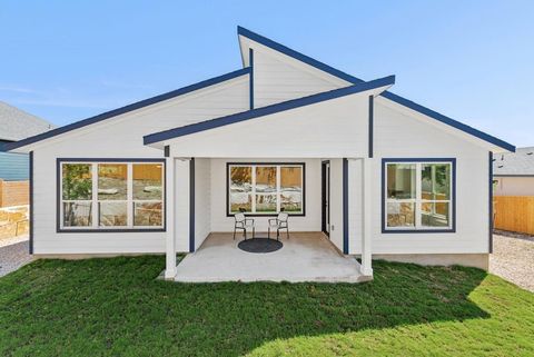 Tiny photo for 2604 Wilson Ave, Lago Vista, TX 78645 (MLS # 9978748)