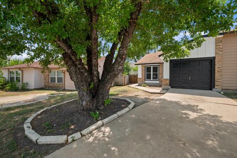 Photo of 16016 Fitchburg CIR, Pflugerville, TX 78660 (MLS # 5251203)