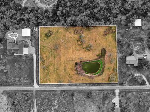 Photo of 1060 County Road 232, Giddings, TX 78942 (MLS # 1336666)