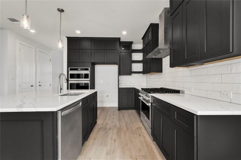 Tiny photo for 8515 Pine Muhly DR, Lago Vista, TX 78645 (MLS # 2070335)