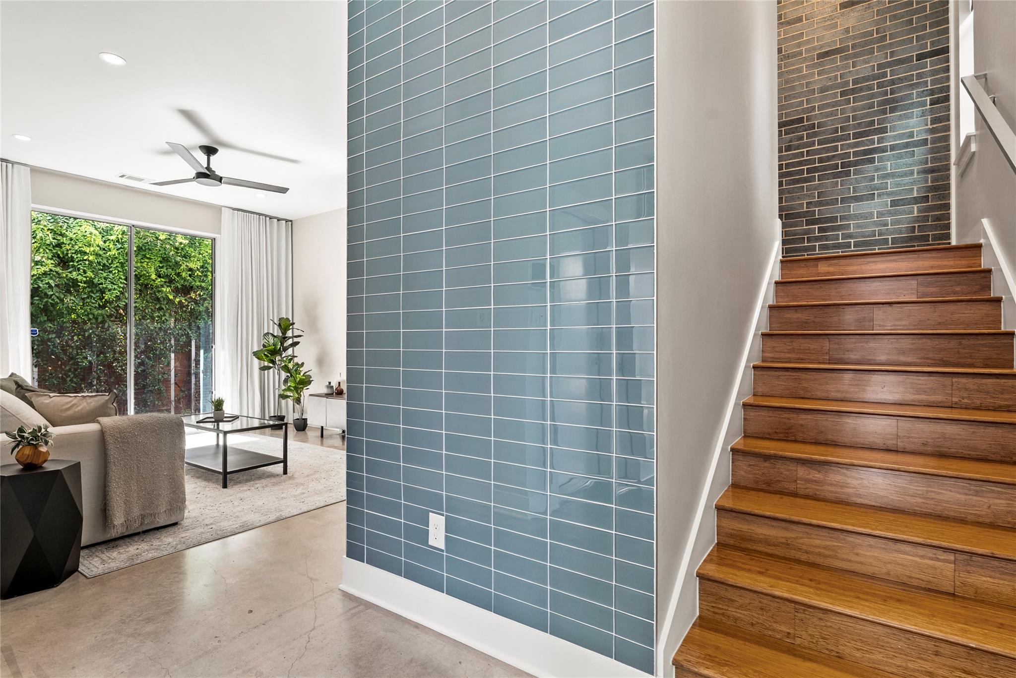 2105 Goodrich Ave 5