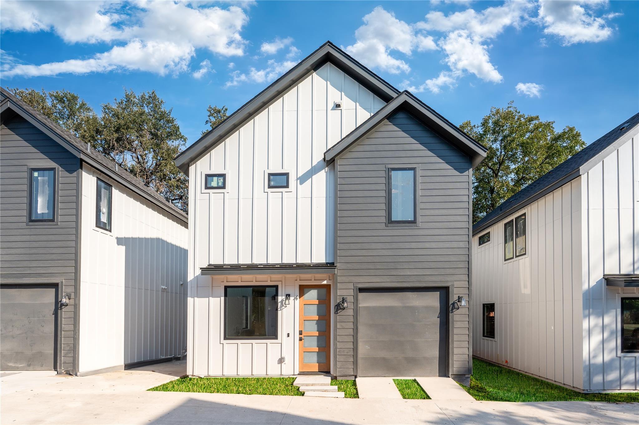 3001 E 51st ST 1,2,5,6,7