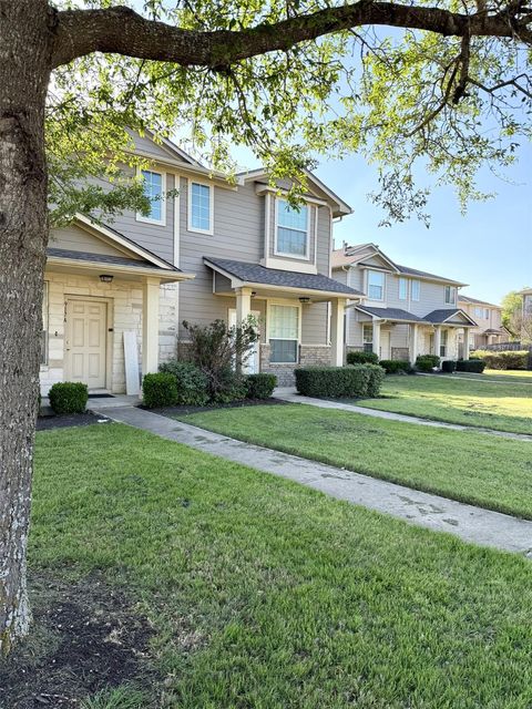 Photo of 917 Sebastian BND #B, Pflugerville, TX 78660 (MLS # 6331496)